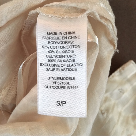 Vintage 2000’s Guess Top - Picture 7 of 7